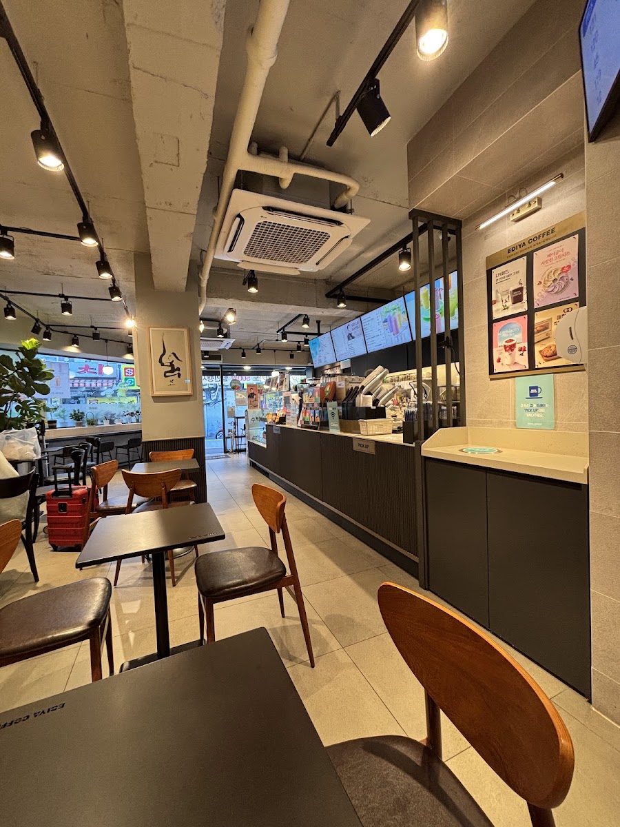 Ediya Coffee Toegyero 2-Gil Branch Photos 2